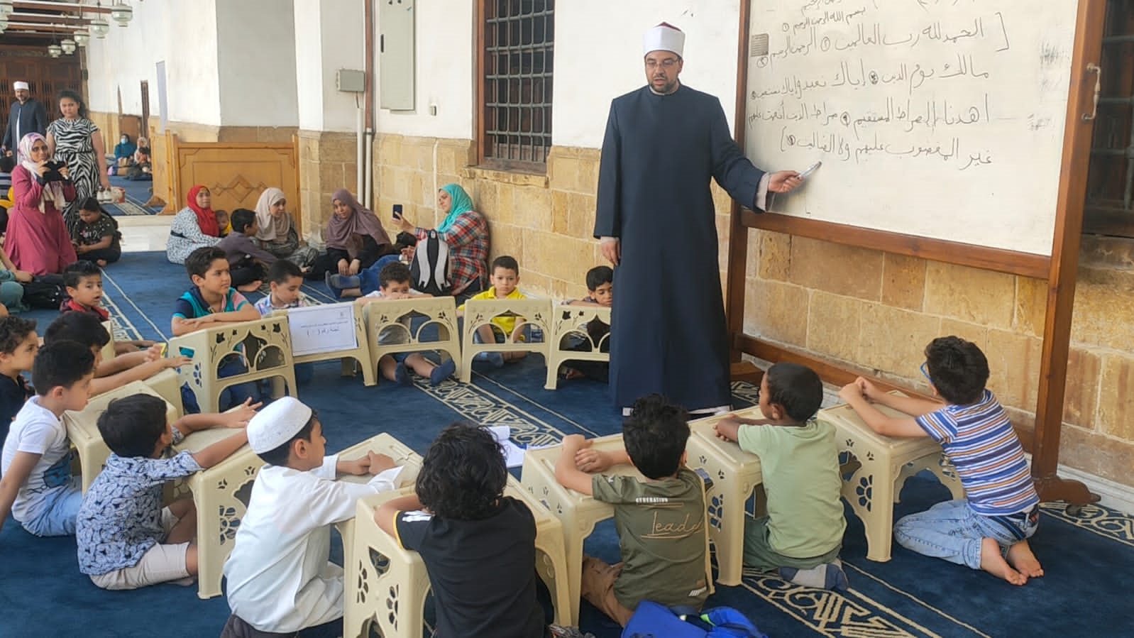 حفظ ابنك القرآن مجانا .. كيفية التقديم في المشروع الصيفي للأزهر الشريف