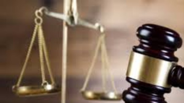 محاكمة سائق بتهمة قتل صغير بالخطأ في الزاوية الحمراء.. بعد قليل