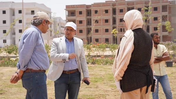 رئيس جهاز مدينة سوهاج الجديدة يتفقد وحدات سكن لكل المصريين