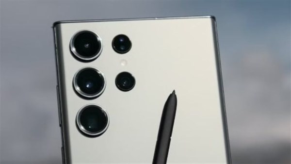 في مفاجأة لعشاق سامسونج.. Galaxy S27 Ultra يفقد ميزة أساسية
