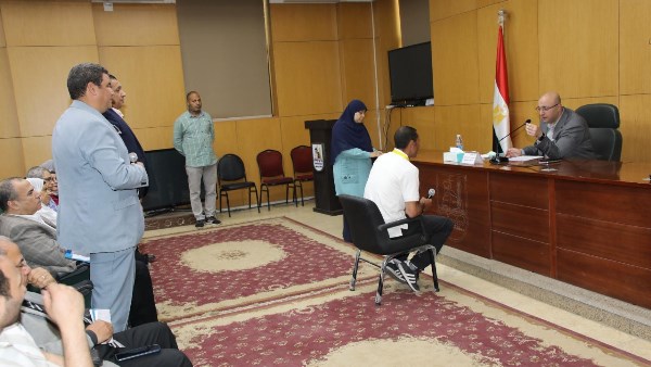 محافظ بني سويف يوجه بحلول وإجراءات عاجلة لمشكلات ومطالب المواطنين
