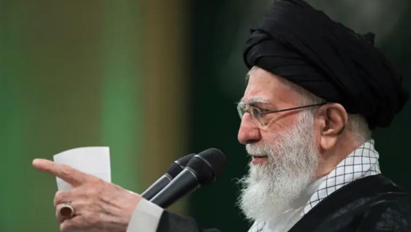 خامنئي: وجهنا صفعة قاسية للولايات المتحدة خلال حرب الاحتلال
